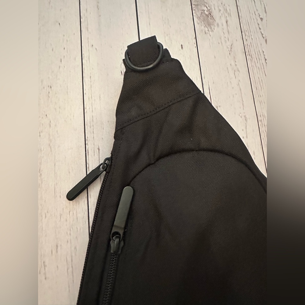 Essential Compact Sling - image 6